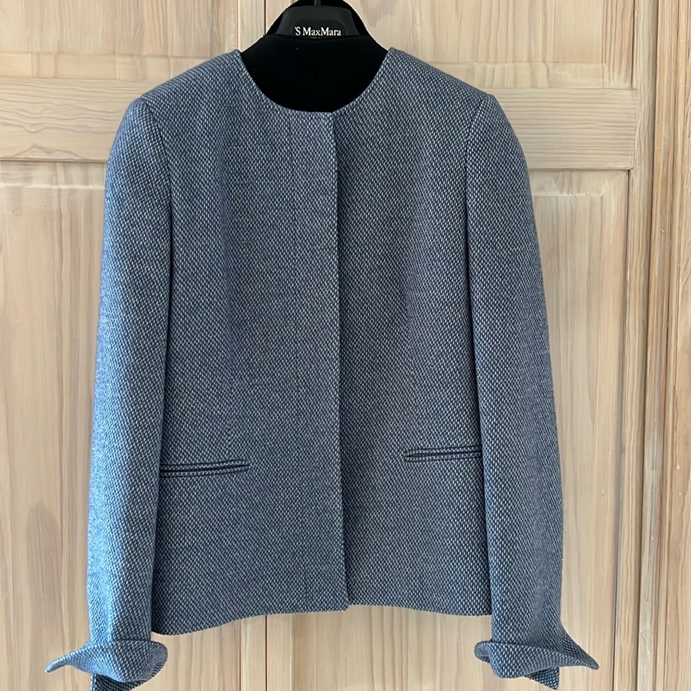 Max Mara wool jacket size 6 light blue tweed